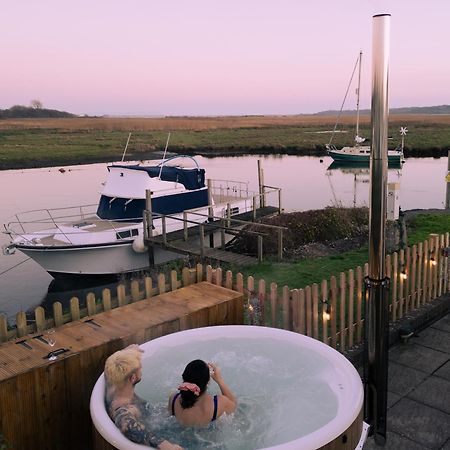 Hot Tub With A View - Christchurch Harbour Esterno foto